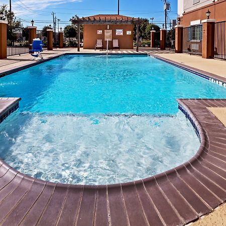Candlewood Suites Baytown By Ihg Zewnętrze zdjęcie