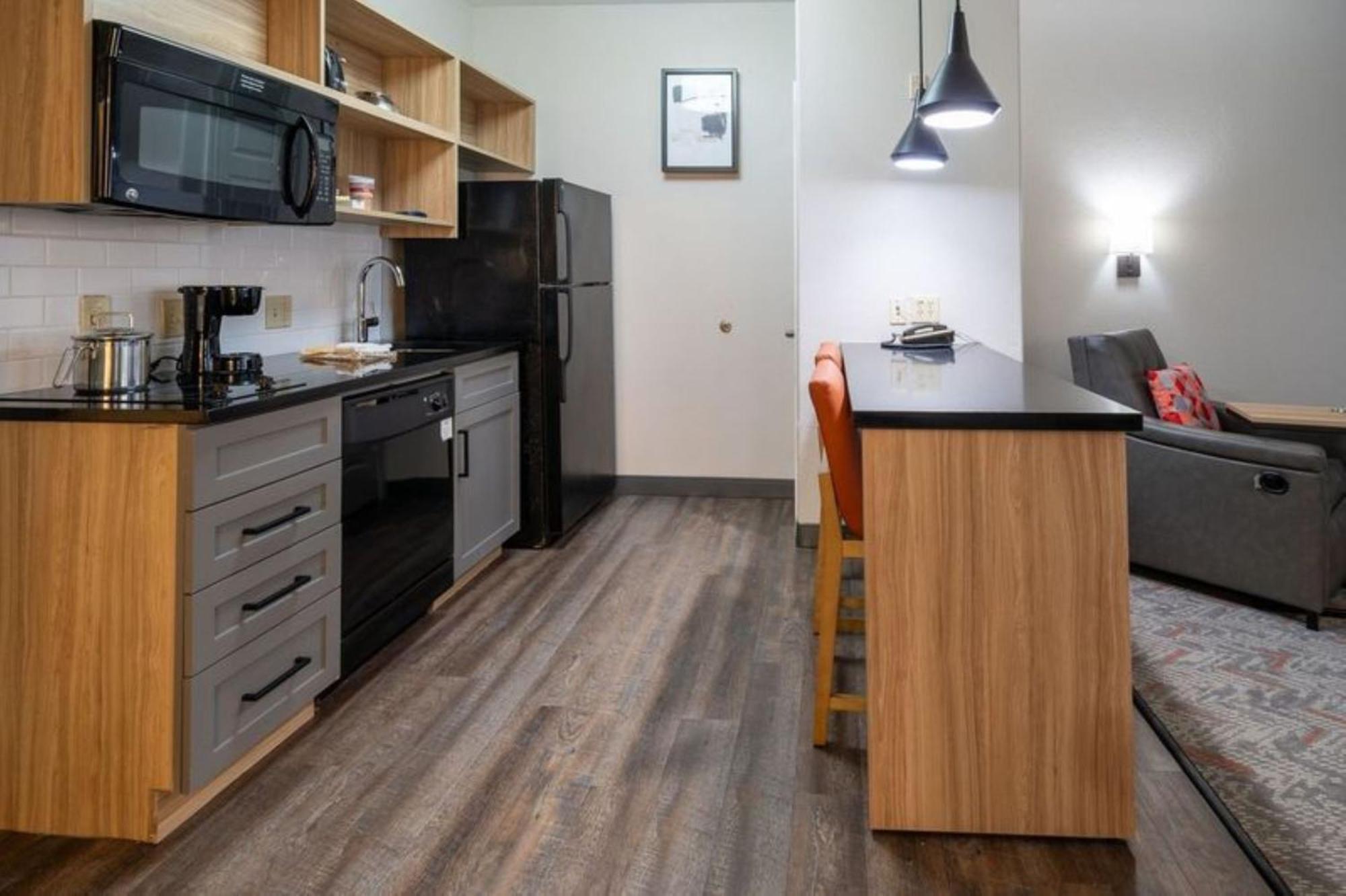 Candlewood Suites Baytown By Ihg Zewnętrze zdjęcie